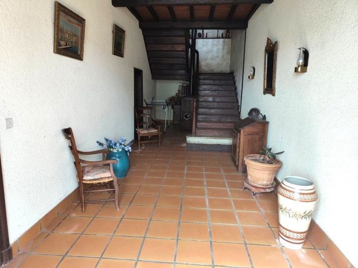 Image No.6-4 Bed House for sale