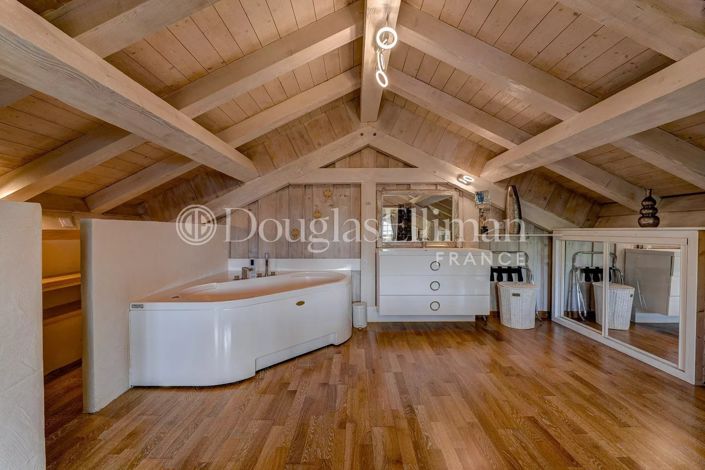 Image No.16-2 Bed House for sale