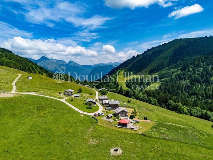 Image No.18-2 Bed House for sale