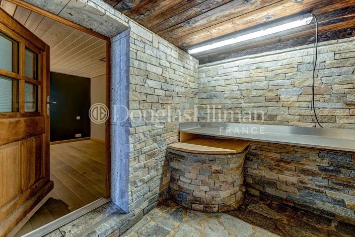 Image No.25-2 Bed House for sale