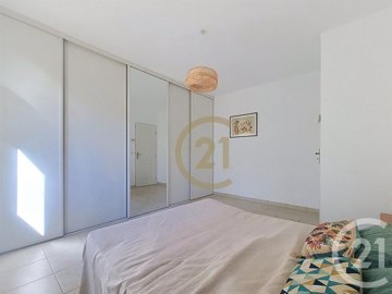 amp3buikjhcq3y0m10