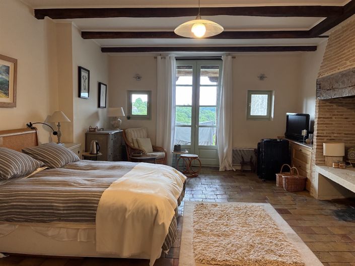 Image No.12-3 Bed House for sale
