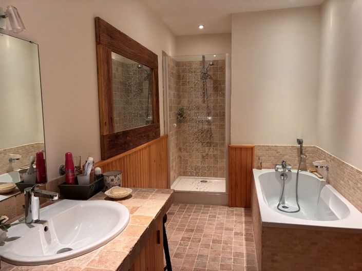 Image No.16-3 Bed House for sale
