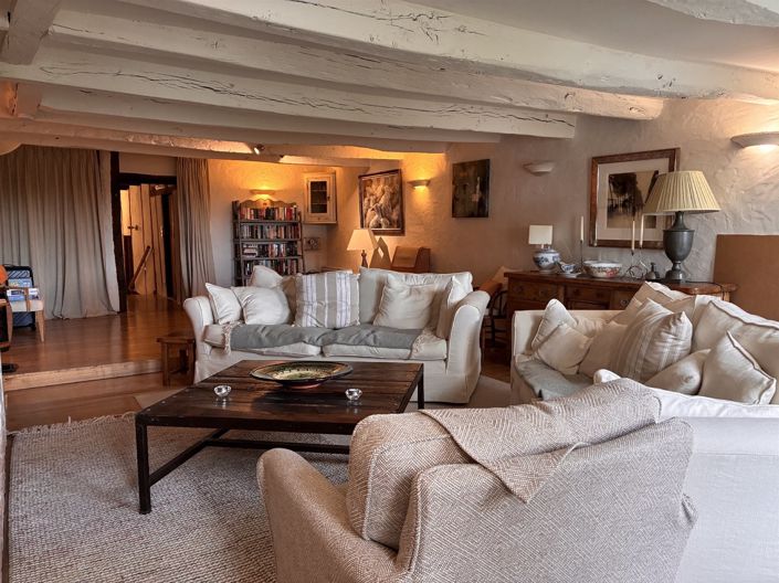 Image No.7-3 Bed House for sale