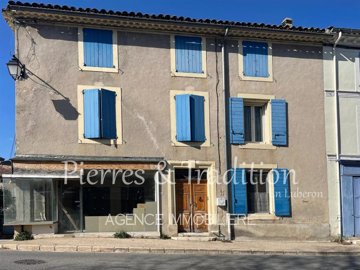 1 - Alpes-de-Haute-Provence, Propriété