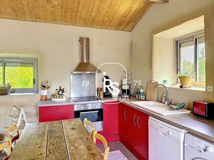 Image No.16-7 Bed House for sale