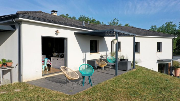 Image No.13-5 Bed House for sale