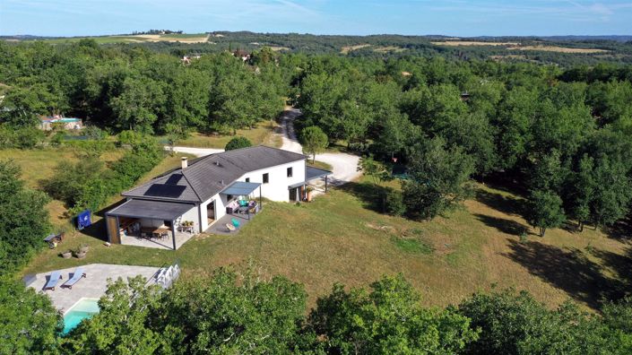 Image No.2-5 Bed House for sale