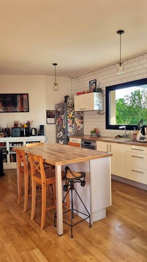 Image No.30-5 Bed House for sale