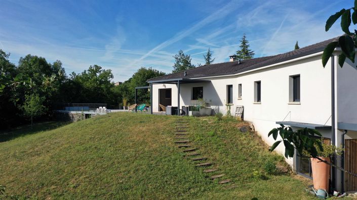 Image No.9-5 Bed House for sale