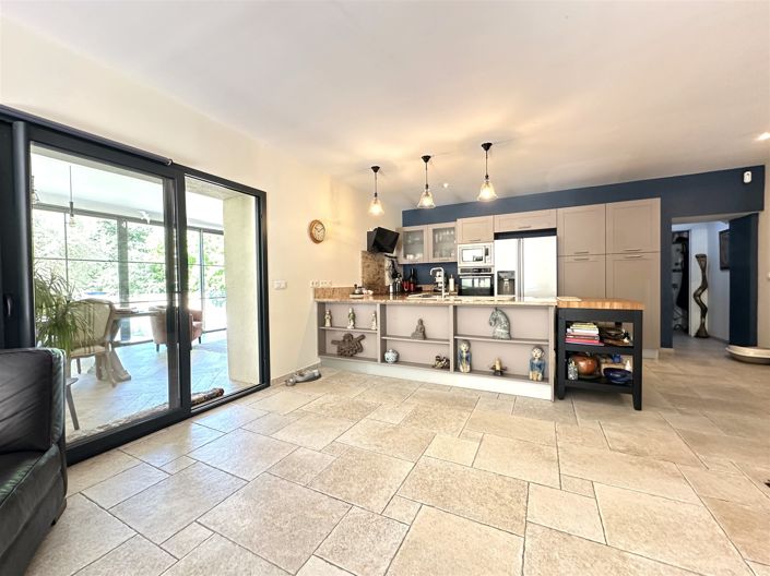Image No.14-3 Bed House for sale