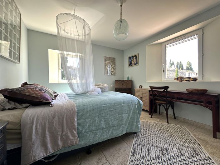 Image No.21-3 Bed House for sale