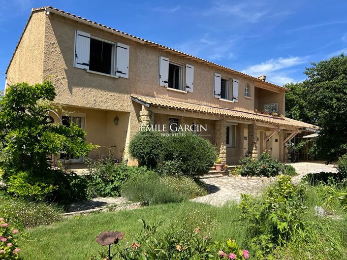 Image No.9-5 Bed House for sale