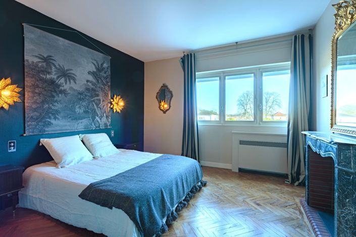 Image No.13-6 Bed Property for sale