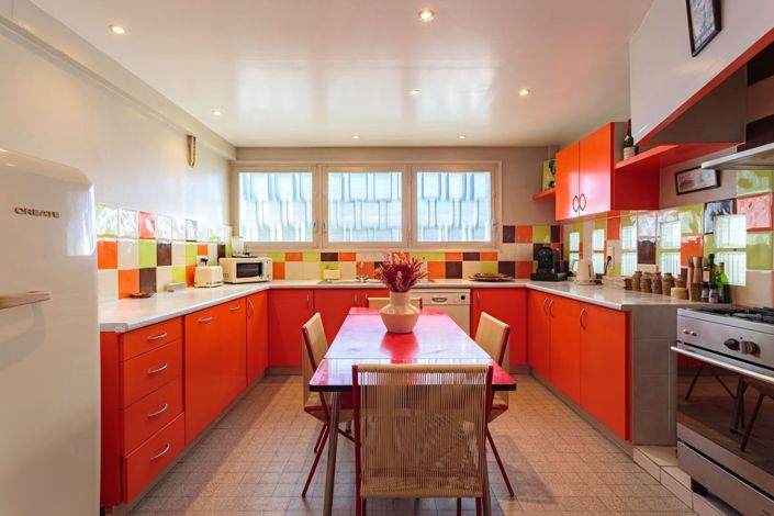 Image No.9-6 Bed Property for sale