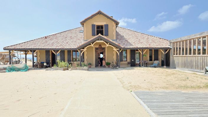Image No.17-5 Bed Property for sale
