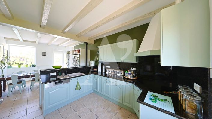 Image No.11-7 Bed House for sale