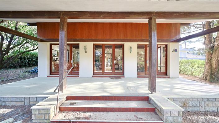 Image No.16-8 Bed House for sale