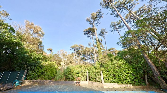 Image No.17-8 Bed House for sale