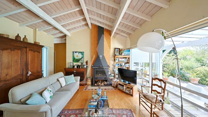 Image No.3-5 Bed House for sale