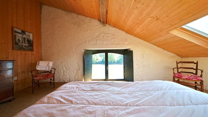 Image No.11-6 Bed Property for sale