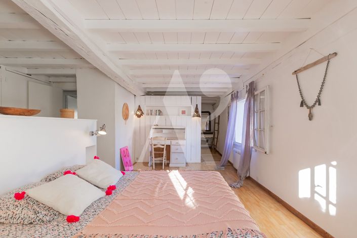 Image No.16-4 Bed House for sale