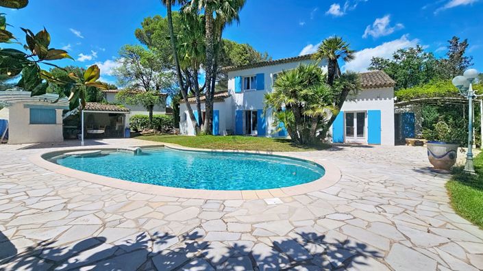 Image No.2-4 Bed House for sale