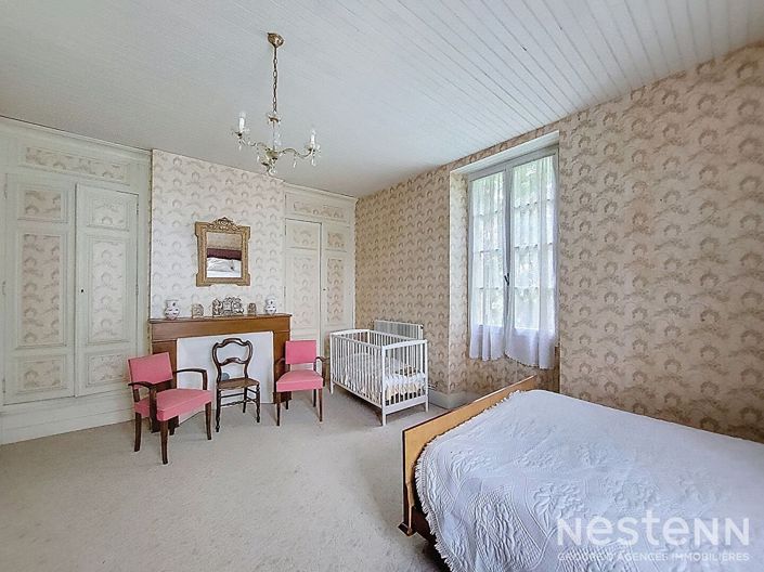 Image No.16-6 Bed House for sale