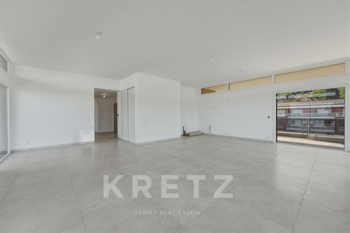 Image No.8-Apartment for sale