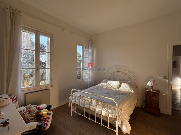 Image No.6-3 Bed House for sale