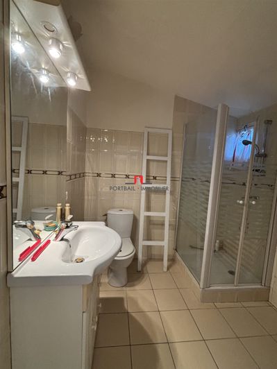 Image No.8-3 Bed House for sale