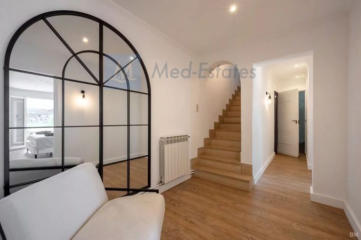 Image No.19-6 Bed House for sale