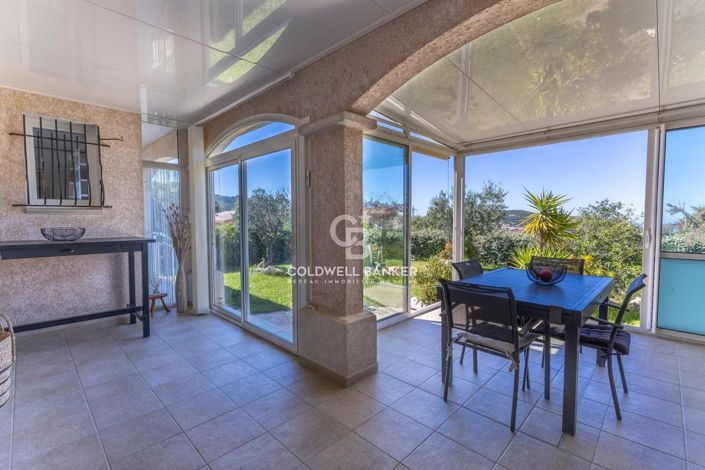 Image No.10-4 Bed House for sale