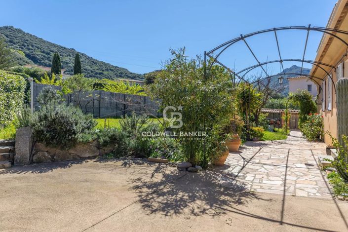 Image No.33-4 Bed House for sale