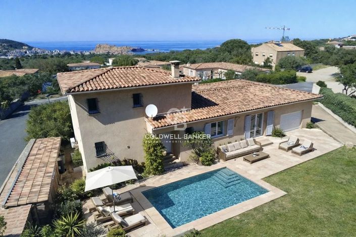 Image No.38-4 Bed House for sale