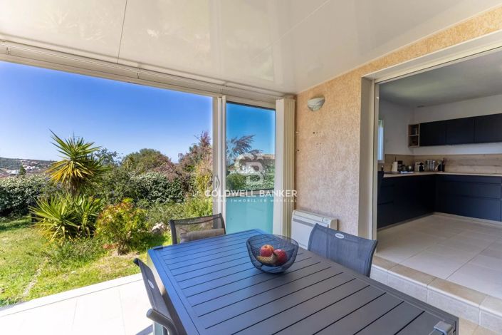 Image No.9-4 Bed House for sale