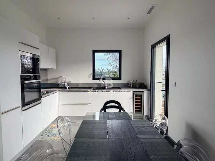 Image No.7-Apartment for sale