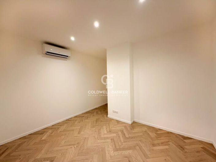 Image No.13-3 Bed Apartment for sale