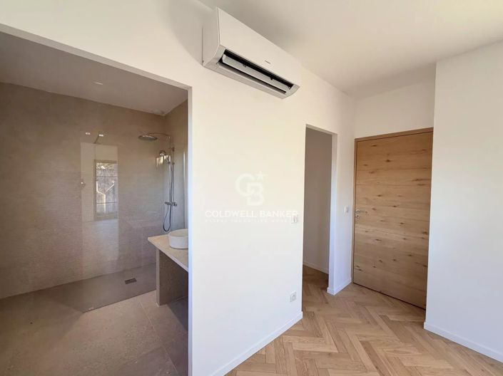 Image No.9-3 Bed Apartment for sale