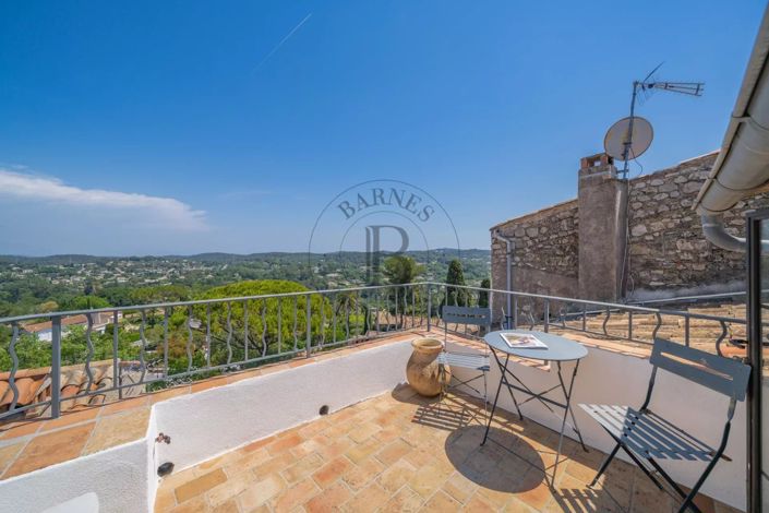 Image No.11-1 Bed House for sale