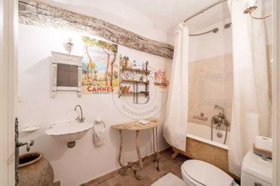 afyawk215ligu85y7
