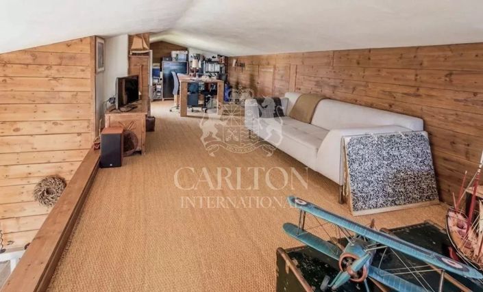 Image No.10-3 Bed Apartment for sale