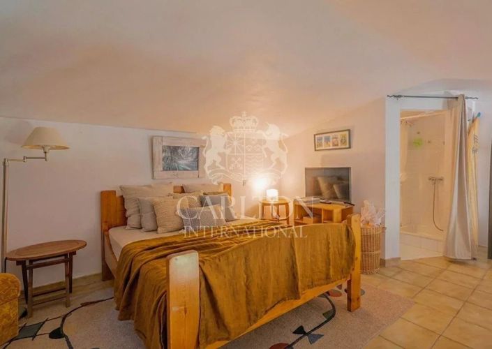 Image No.8-3 Bed Apartment for sale