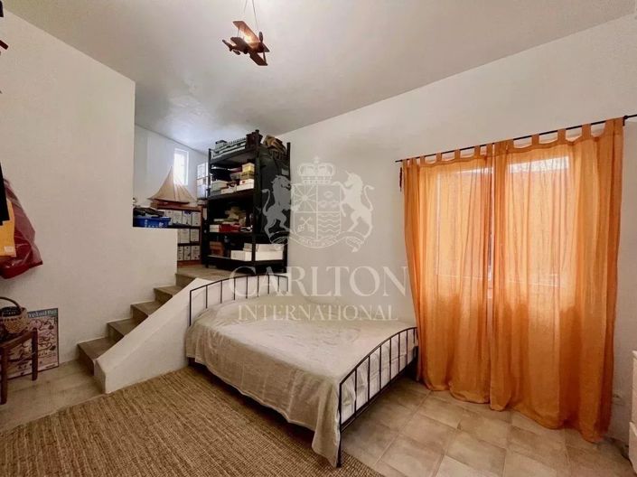 Image No.9-3 Bed Apartment for sale