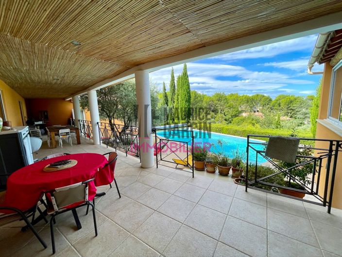 Image No.3-4 Bed Property for sale