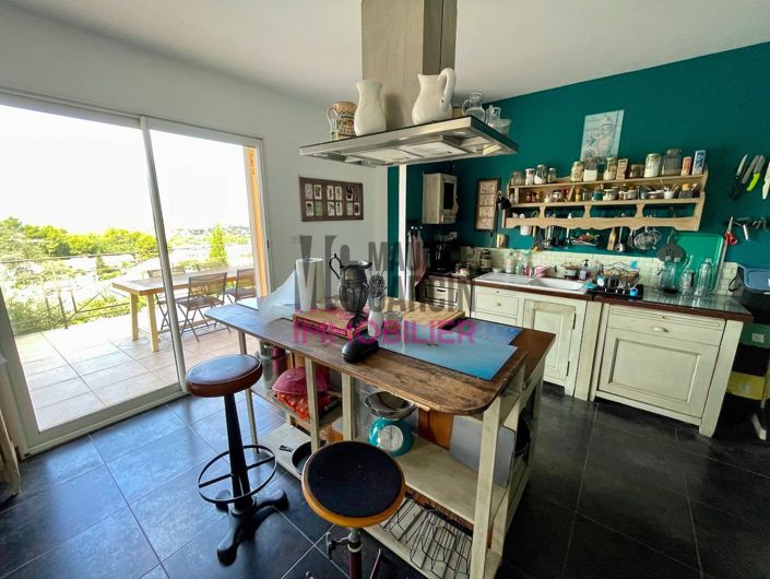 Image No.6-4 Bed Property for sale