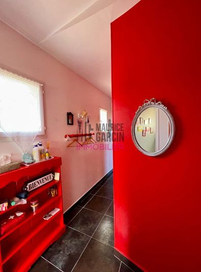 Image No.8-4 Bed Property for sale