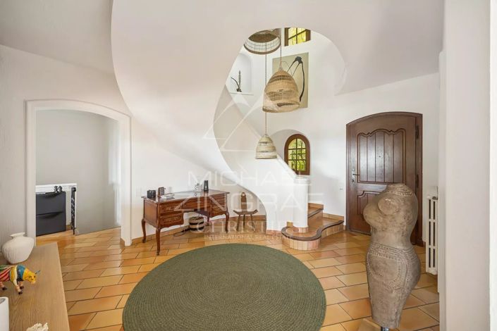 Image No.4-House for sale