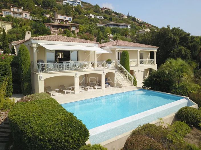 Image No.2-4 Bed House for sale