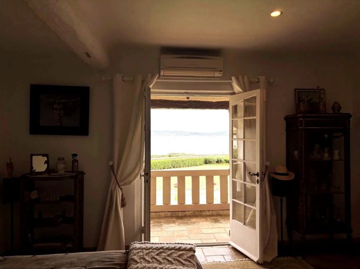 Image No.8-6 Bed House for sale